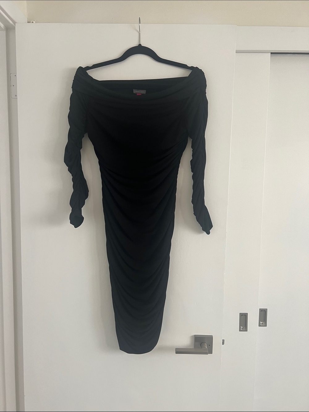 Vince Camuto Black Long-Sleeve Ruched Bodycon Dress